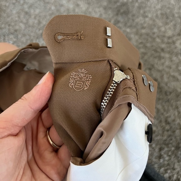 NWT Aritzia Babaton Agency Cropped Pant City Wool in Seville Womens Size 6 - Picture 9 of 16